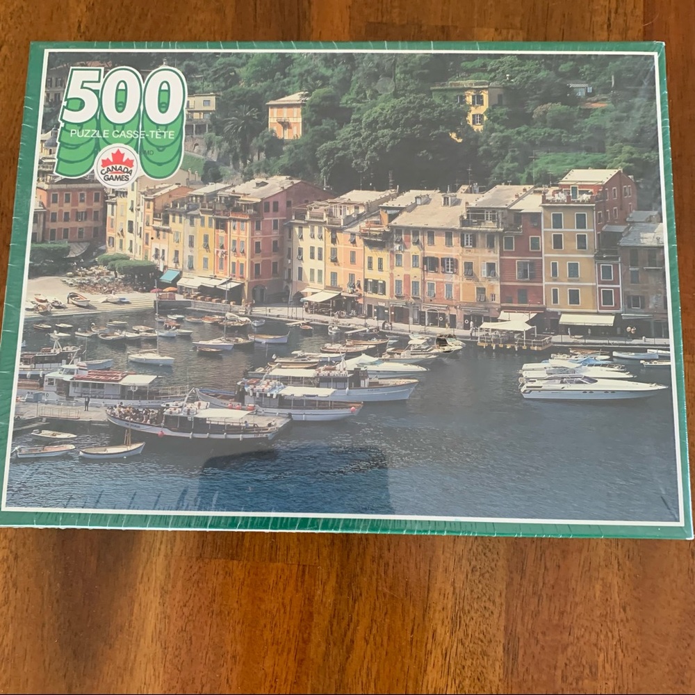 NWOT Windsor Puzzle